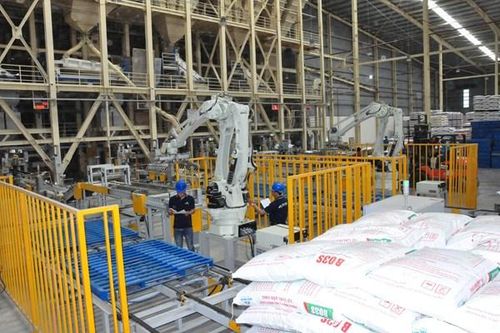 Ngành chăn nuôi ứng phó với sức ép chi phí đầu vào