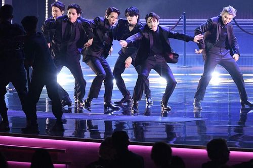 BTS cùng 4 'ông lớn' Kpop từ chối GRAMMY 2027: Làn sóng tẩy chay chưa từng có tiền lệ?
