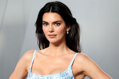 Người mẫu Kendall Jenner bất ngờ lên tiếng về tin đồn đời tư