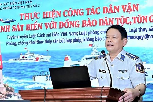 Thắt chặt tình quân dân trong chương trình 'Cảnh sát biển với đồng bào dân tộc, tôn giáo'