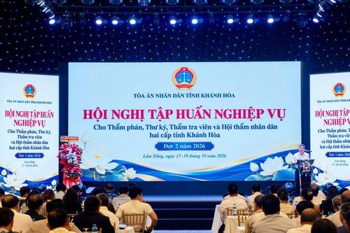 TAND hai cấp tỉnh Khánh Hòa tập huấn nghiệp vụ, tháo gỡ vướng mắc trong xét xử