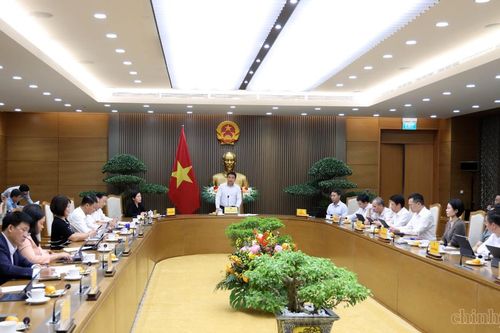Phó Thủ tướng yêu cầu giảm lãi suất cho vay 1,5-2% đối với sản xuất, kinh doanh