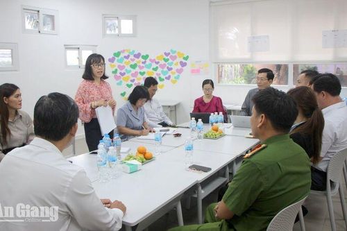 An Giang kiểm soát an toàn bữa ăn bán trú trong trường học