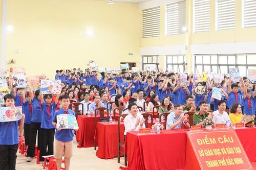 Phát động học sinh chấp hành pháp luật về phòng, chống ma tuý năm 2026