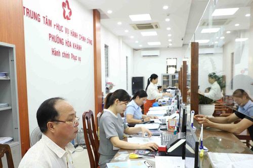 Chính sách hỗ trợ thiết thực cho người làm việc tại trung tâm phục vụ hành chính công