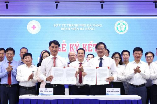 Bệnh viện Đà Nẵng và Bệnh viện Bạch Mai ký kết hợp tác phát triển chuyên môn