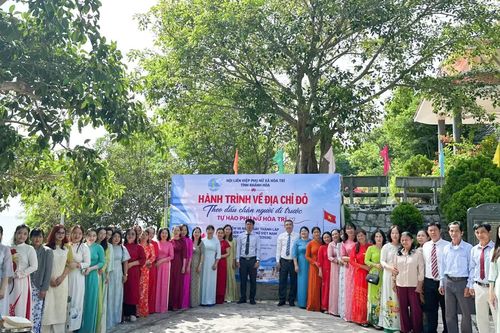 Hội Liên hiệp Phụ nữ xã Hòa Trí tổ chức hành trình về địa chỉ đỏ
