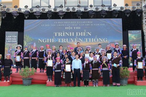 Lao Chải tổ chức Hội thi trình diễn nghề truyền thống