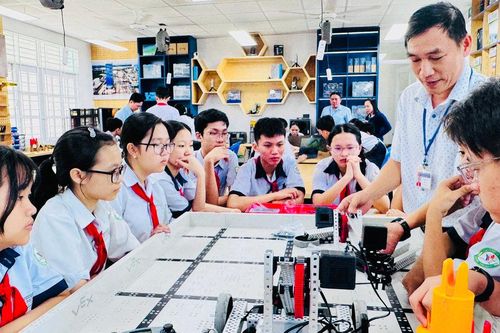 Trường THCS Lê Văn Tám: 'Ðơn vị học tập' tiêu biểu