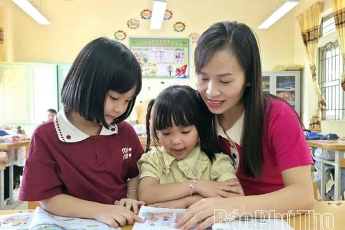 Điểm tựa nhân văn từ những lớp học vùng nông thôn
