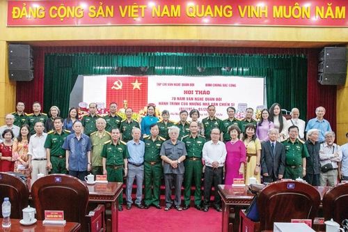Nguyễn Thùy Trang - Một tâm hồn xanh giữa văn chương