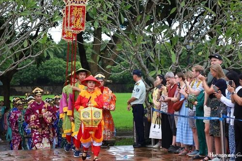 Mở đường phát triển từ chiều sâu di sản