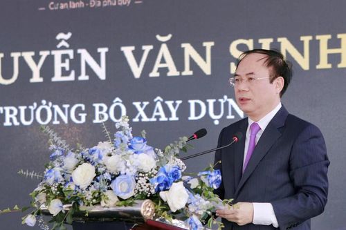 Thứ trưởng Nguyễn Văn Sinh: Ưu tiên nguồn lực, áp dụng công nghệ mới xây nhà ở xã hội