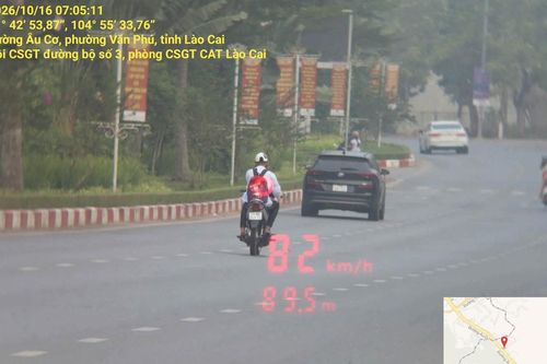 Chạy xe máy quá tốc độ 42 km/h, nam học sinh ở Lào Cai bỏ chạy khi gặp CSGT