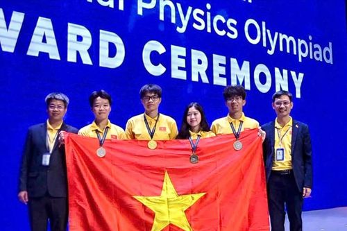 Học sinh Việt Nam đoạt huy chương Vàng tại Olympic Vật lí quốc tế Al-Fergani
