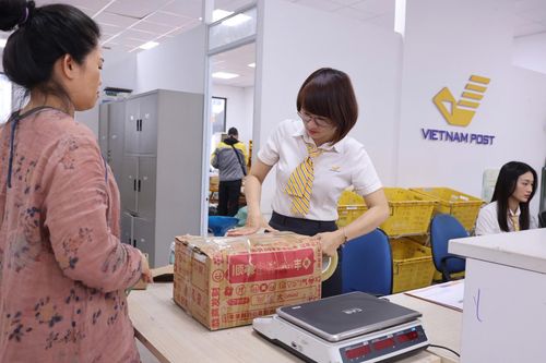 Phát huy mạng lưới bưu chính, giảm chi phí, phục vụ người dân tốt hơn