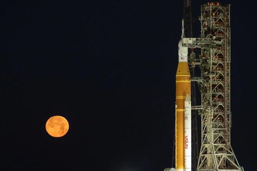 NASA muốn đưa con người trở lại Mặt Trăng để tìm hiểu lịch sử Trái Đất?