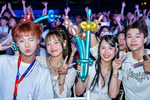 Trường Đại học Hùng Vương tổ chức hội trại chào mừng năm học 2026-2027 chủ đề 'Khởi đầu toả sáng'