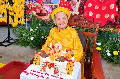 Lời dặn của bà