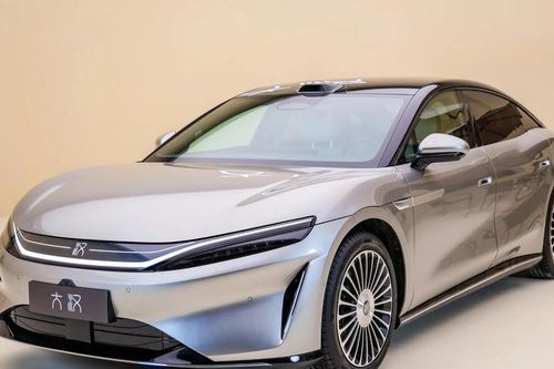 BYD Da Han: Sedan điện chạy 1.008 km, sạc gần đầy trong 9 phút