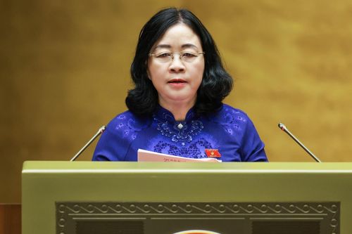 Cử tri lo ngại trước hành vi gian lận thi cử, thủ tục cấp sổ đỏ còn chậm trễ
