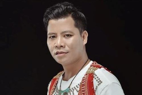 Ca sĩ Ploong Thiết và cú chuyển mình từ sân khấu 'Tiếng hát Hà Nội'