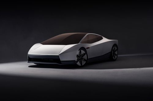 Trả trước 250.000 USD vẫn không chắc sẽ được nhận xe điện Roadster