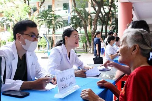 Phường Rạch Dừa đưa dịch vụ khám sức khỏe đến gần người dân
