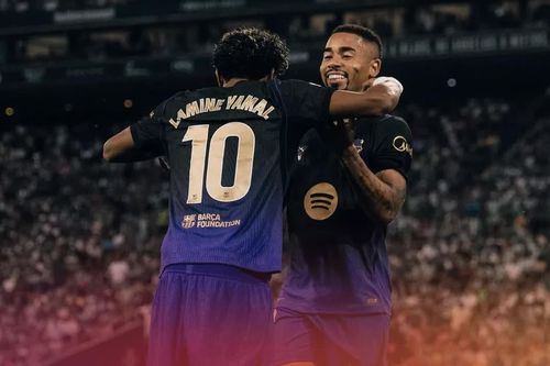 Barcelona san bằng kỷ lục 58 năm của Real Madrid