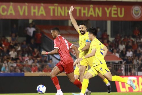 Vòng 4 V.League 2026/27: Cạnh tranh điểm số ngày càng quyết liệt