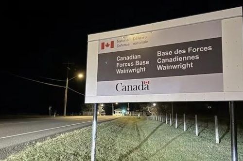 Cháy lớn tại căn cứ quân sự Canada: Xác nhận có thương vong, bệnh viện quá tải