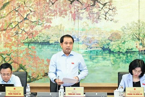 Bí thư Hà Nội đề nghị đại biểu hiến kế để 'thành phố của chúng ta' tăng trưởng hai con số