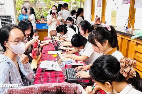 1.176 bộ tóc được hiến tặng tại Ngày hội Trạm tóc ước mơ 2026