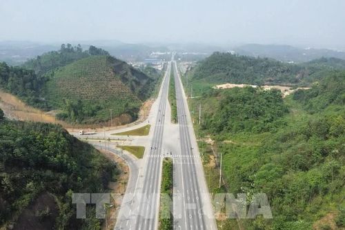 Lào Cai tăng tốc phát triển, phấn đấu GRDP năm 2026 đạt khoảng 10,1%
