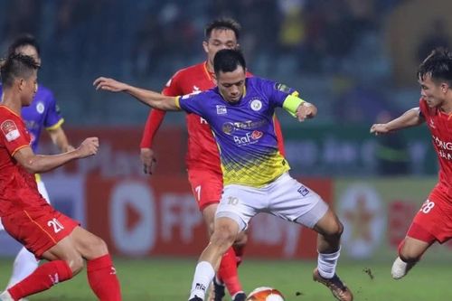 Trận derby Thủ đô: Khi Polking đấu trí cùng Kewell