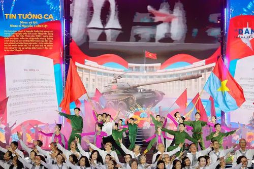 Thanh niên TP Hồ Chí Minh tiếp nối truyền thống, vươn mình trong thành phố mới