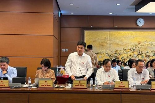 Tháo gỡ áp lực lãi suất, khơi thông nguồn lực cho tăng trưởng hai con số