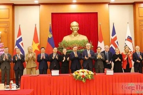 Chùm ảnh: Lễ ký kết Hiệp định thương mại tự do Việt Nam - EFTA