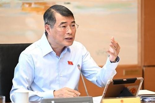 Thủ tướng: Kiên định ổn định kinh tế vĩ mô, quyết liệt giảm chi phí đầu vào