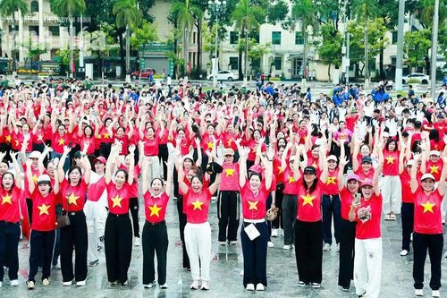 Nâng tầm thể lực và sức khỏe người dân