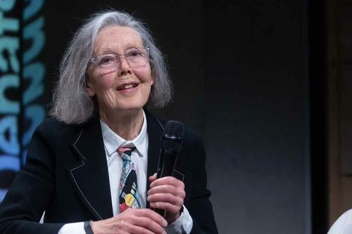 Tản mạn Nobel