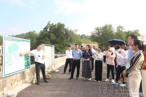 Khảo sát thực địa lĩnh vực du lịch - dịch vụ - nghỉ dưỡng