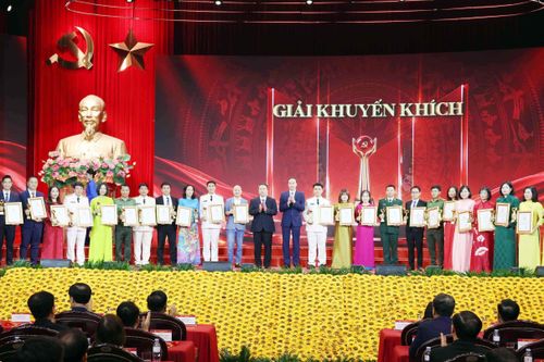 Thành phố Đồng Nai có 2 tác phẩm đoạt giải Cuộc thi chính luận về bảo vệ nền tảng tư tưởng của Đảng năm 2026
