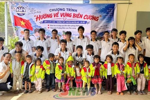 Chương trình thiện nguyện 'Hướng về vùng biên cương'