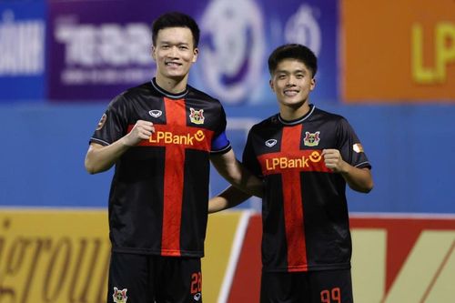 V-League: Ninh Bình thắng kịch tính HAGL