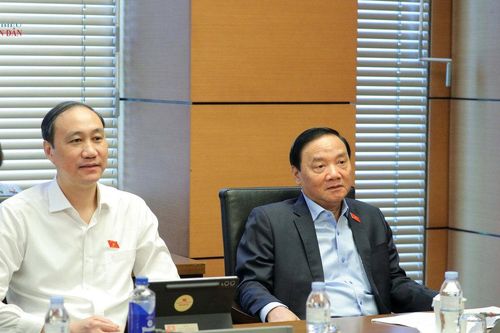 Giữ vững ổn định kinh tế vĩ mô, giảm mặt bằng lãi suất cho vay
