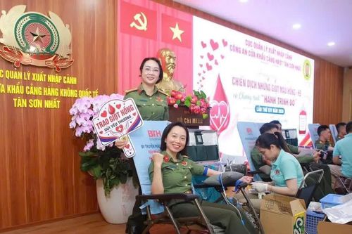 Tự hào khi được khoác trên mình sắc phục Công an nhân dân