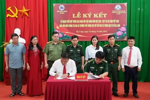 Đồn Biên phòng Thị Hoa phối hợp xây dựng nền nếp nội trú cho học sinh xã Hạ Lang