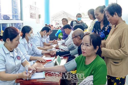 Xã Trí Phải tăng tốc khám sức khoẻ toàn dân