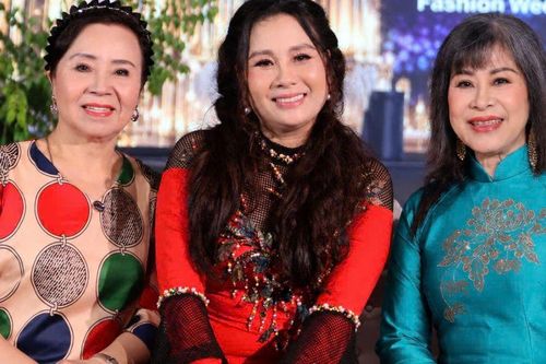 Mẫu nhí Vietkids Thanh Hóa trình diễn thời trang tri ân bà và mẹ dịp 20/10